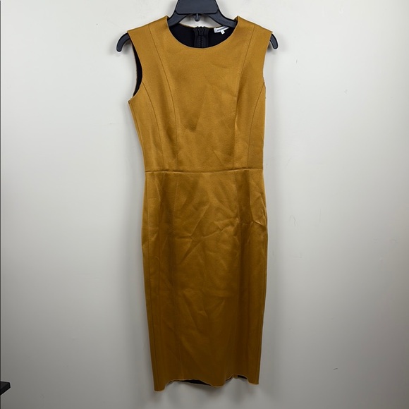 ARTHUR MENDONÇA Elegant Gold Sleeveless sheath Dress 4 - Picture 2 of 9